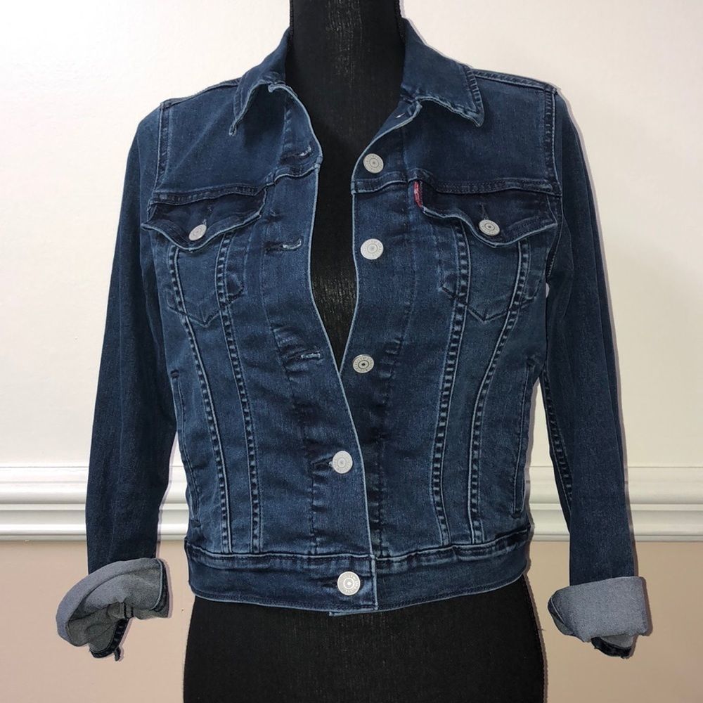 Levi’s Dark Denim Jean Jacket- Small